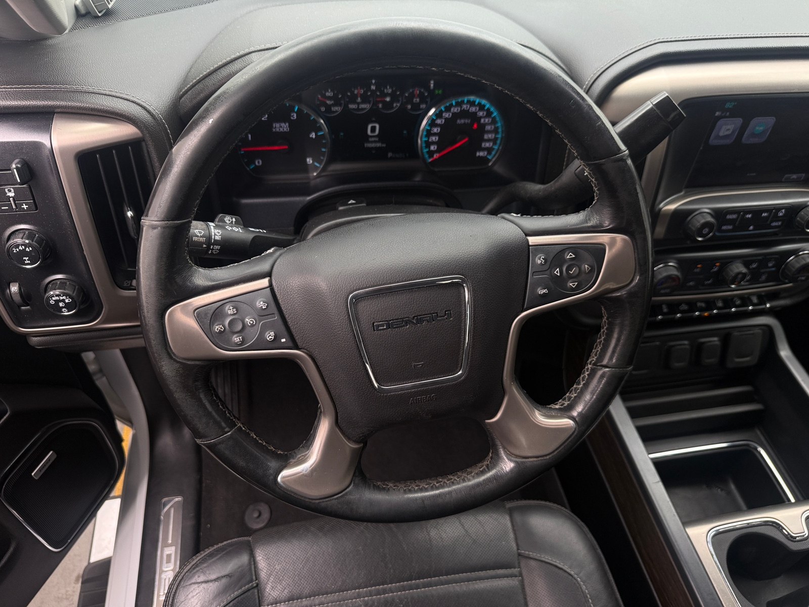 Thumbnail: 2019 GMC Sierra 2500 - 4