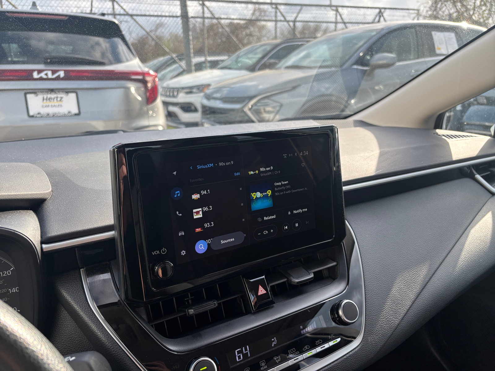 Thumbnail: 2025 Toyota Corolla - 4