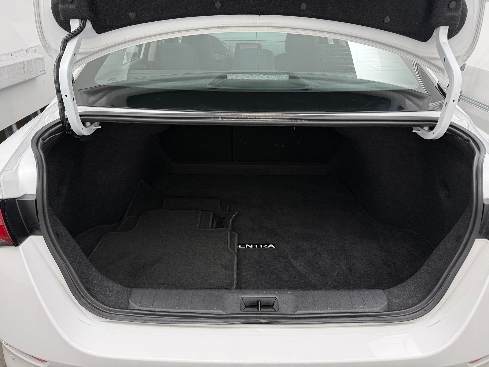 Thumbnail: 2025 Nissan Sentra - 7