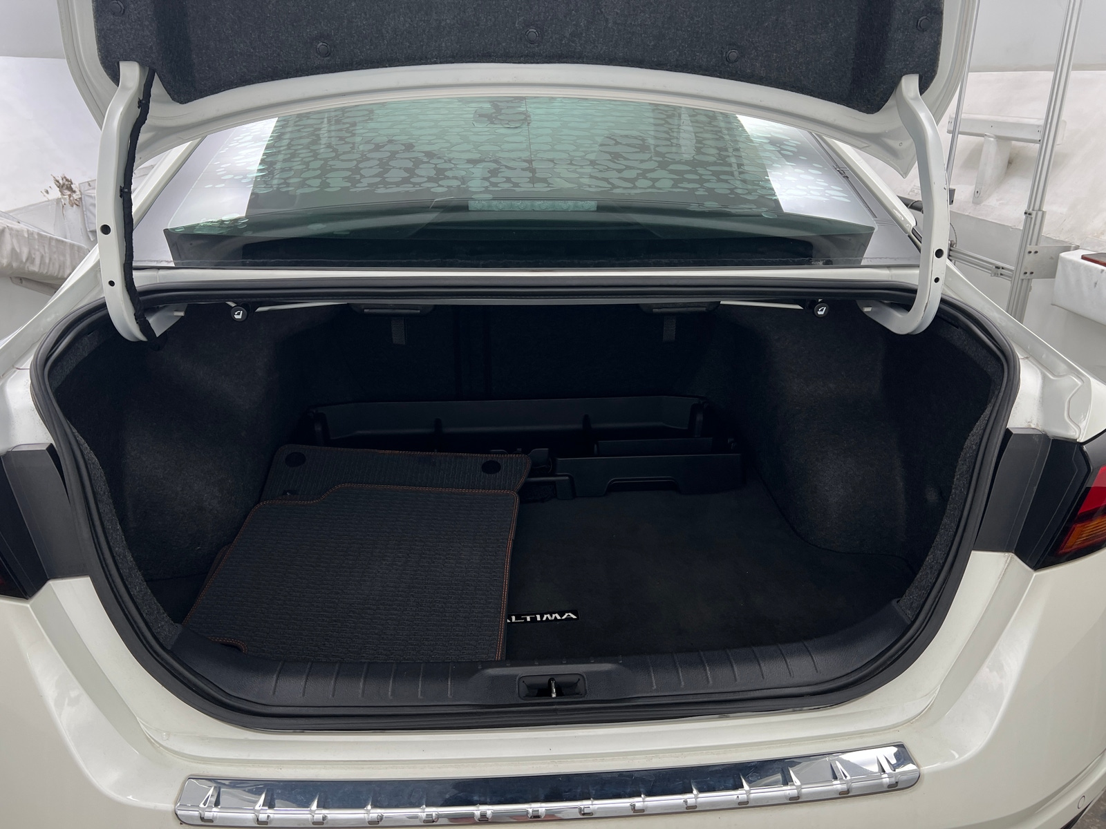 Thumbnail: 2021 Nissan Altima - 7