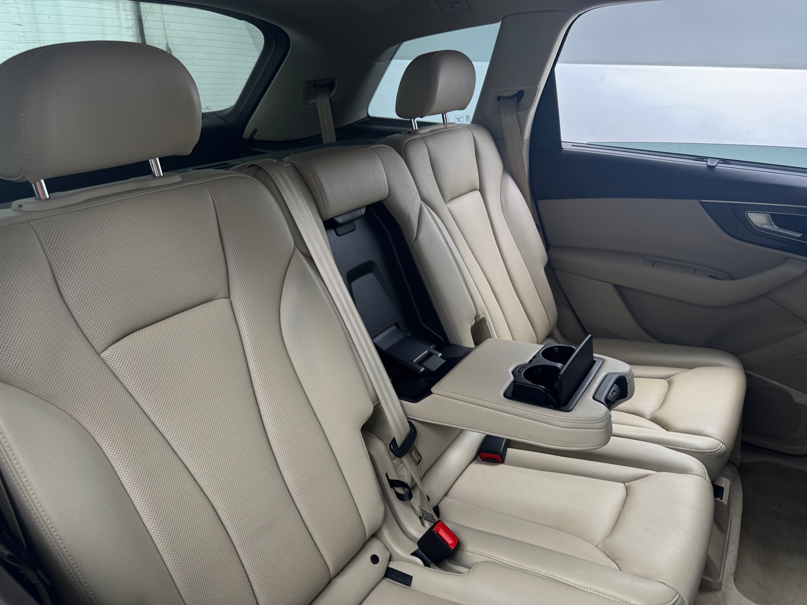 Thumbnail: 2017 Audi Q7 - 6