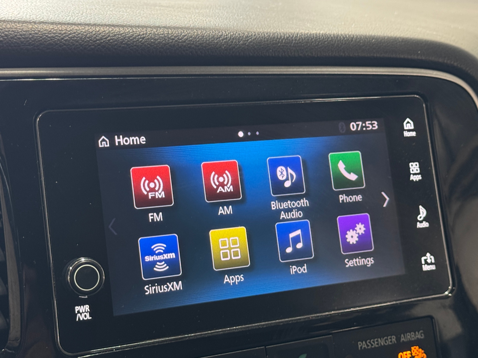 Thumbnail: 2018 Mitsubishi Outlander - 3