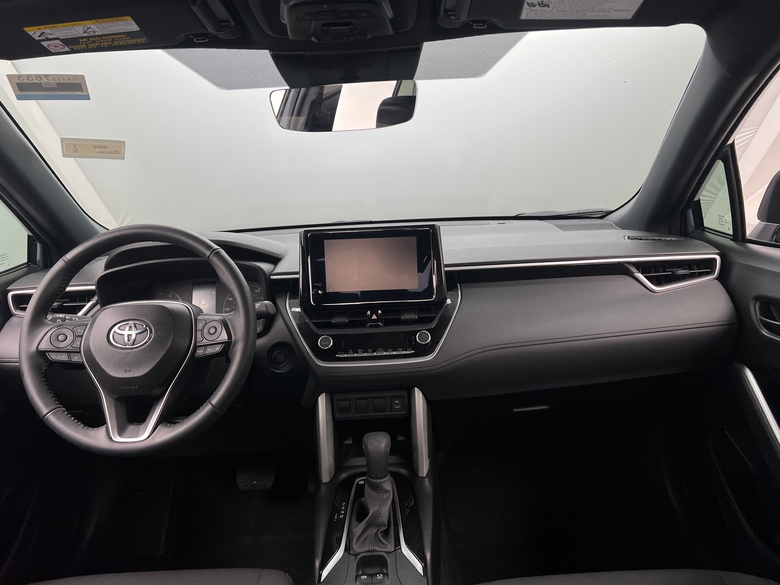 Thumbnail: 2024 Toyota Corolla Cross - 3