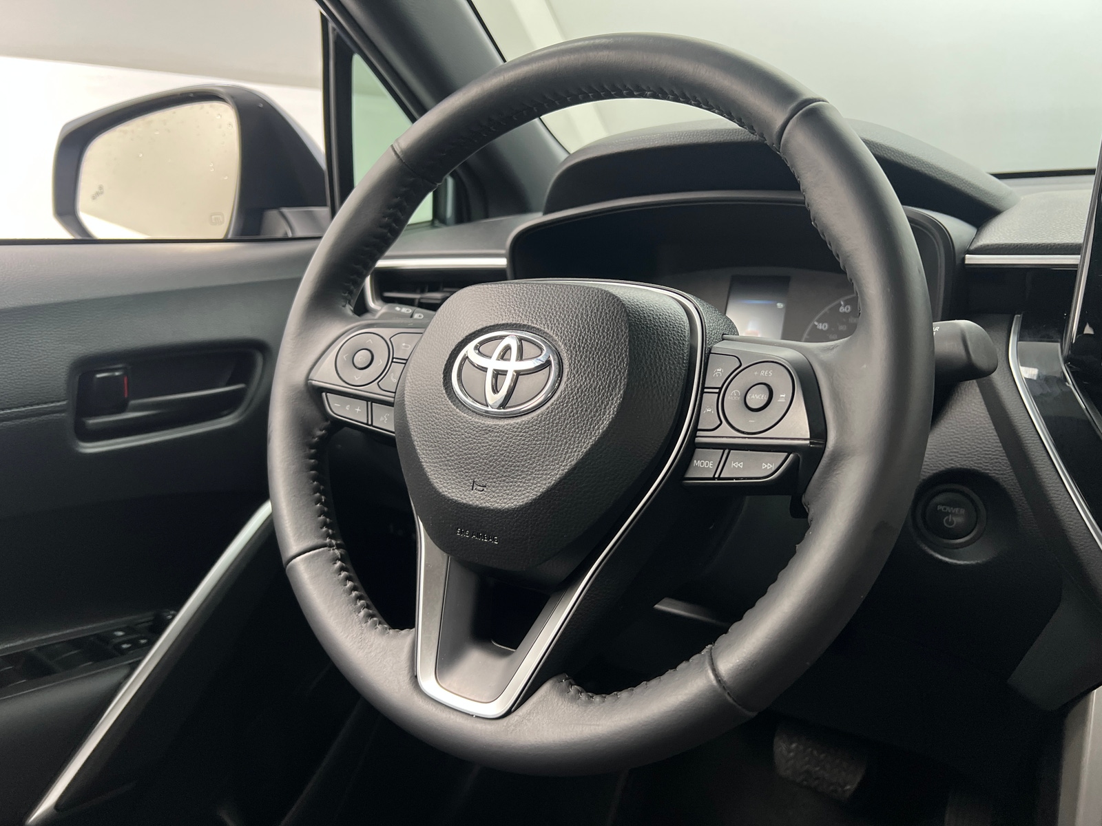 Thumbnail: 2024 Toyota Corolla Cross - 5