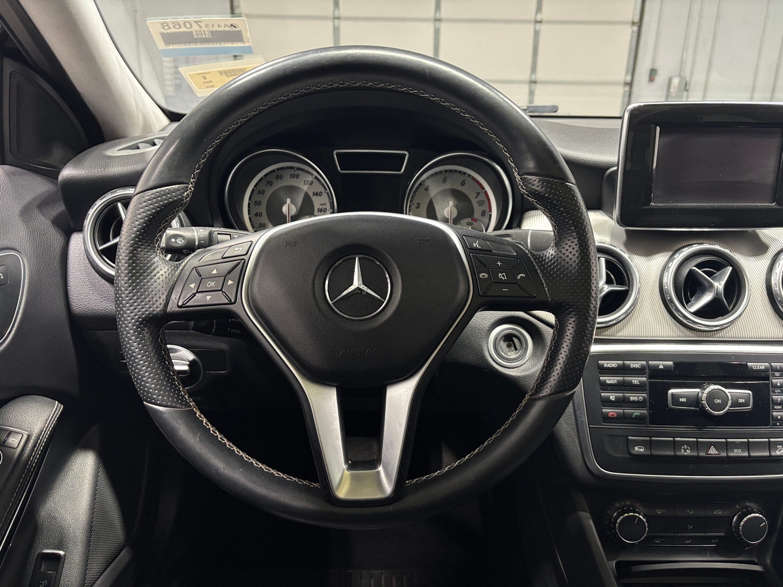 Thumbnail: 2015 Mercedes-Benz GLA - 4