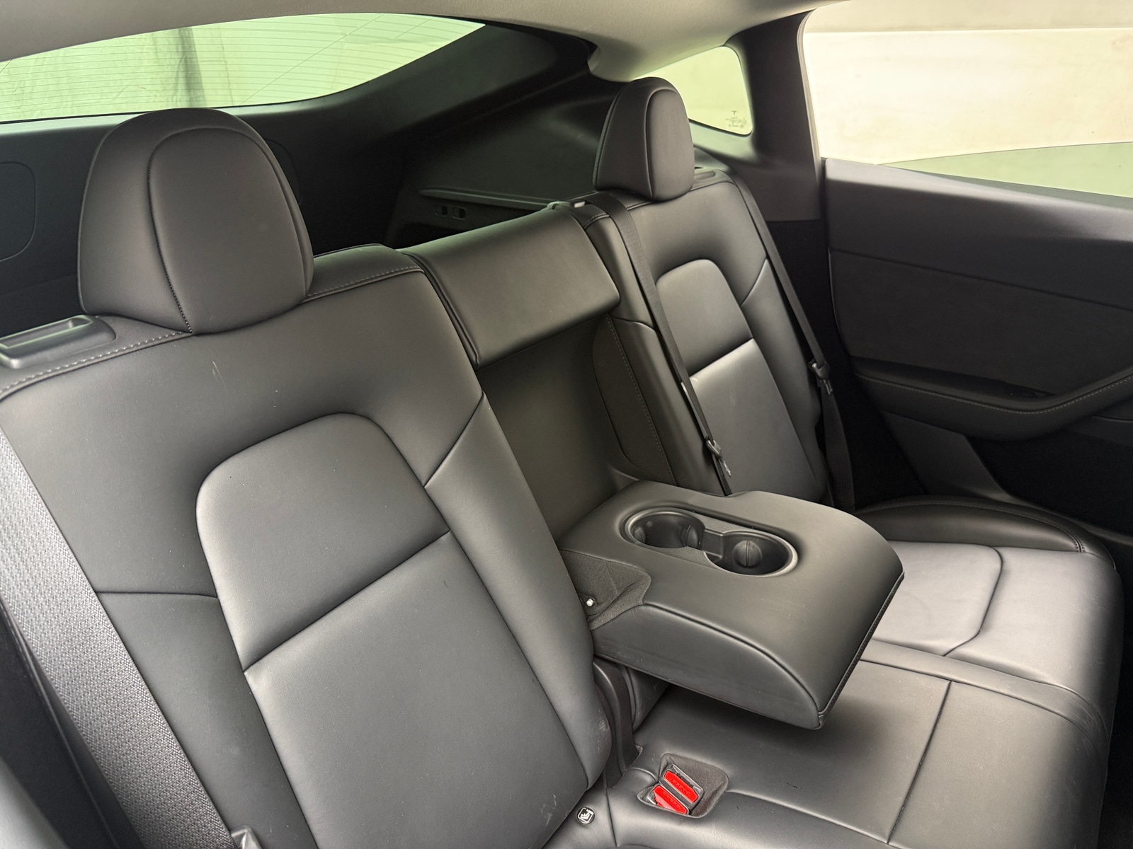 Thumbnail: 2022 Tesla Model Y - 5