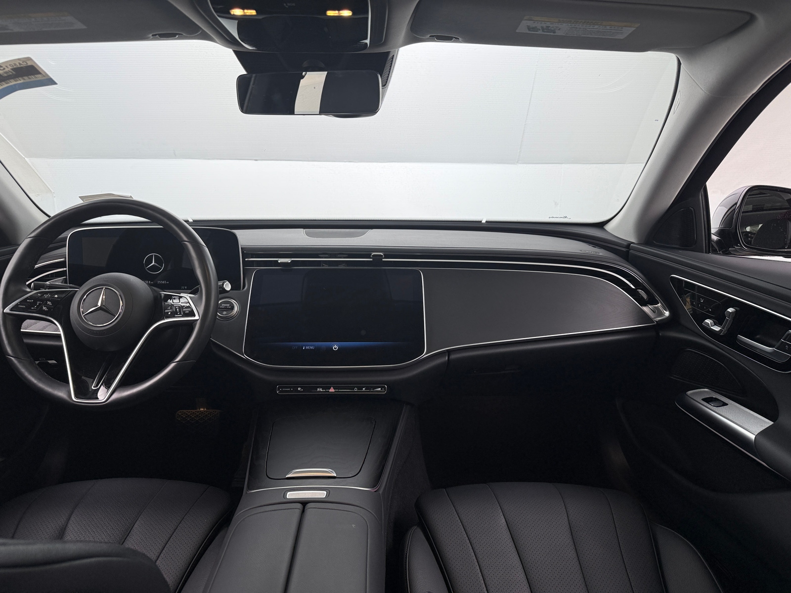 Thumbnail: 2025 Mercedes-Benz E-Class - 2