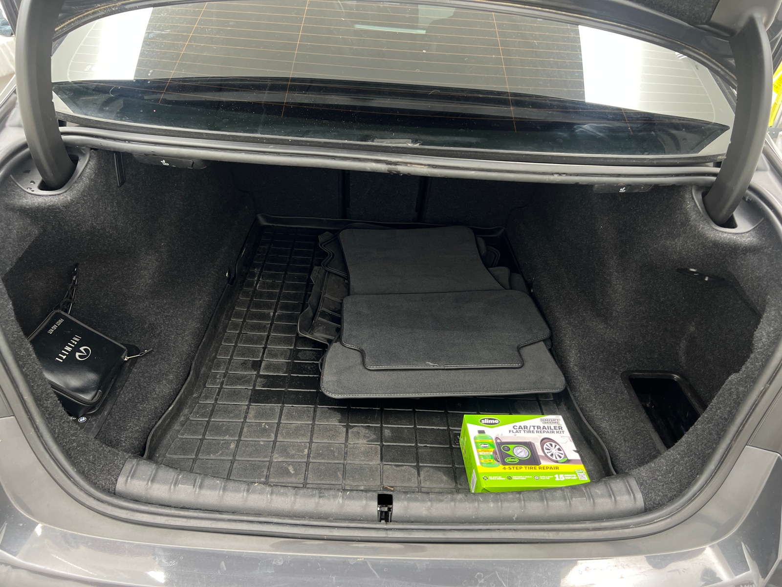 Thumbnail: 2021 BMW M5 - 6