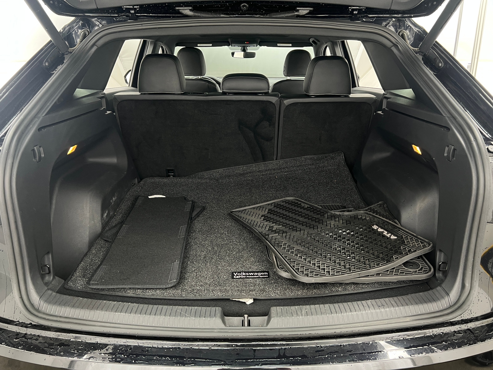 Thumbnail: 2020 Volkswagen Atlas - 6