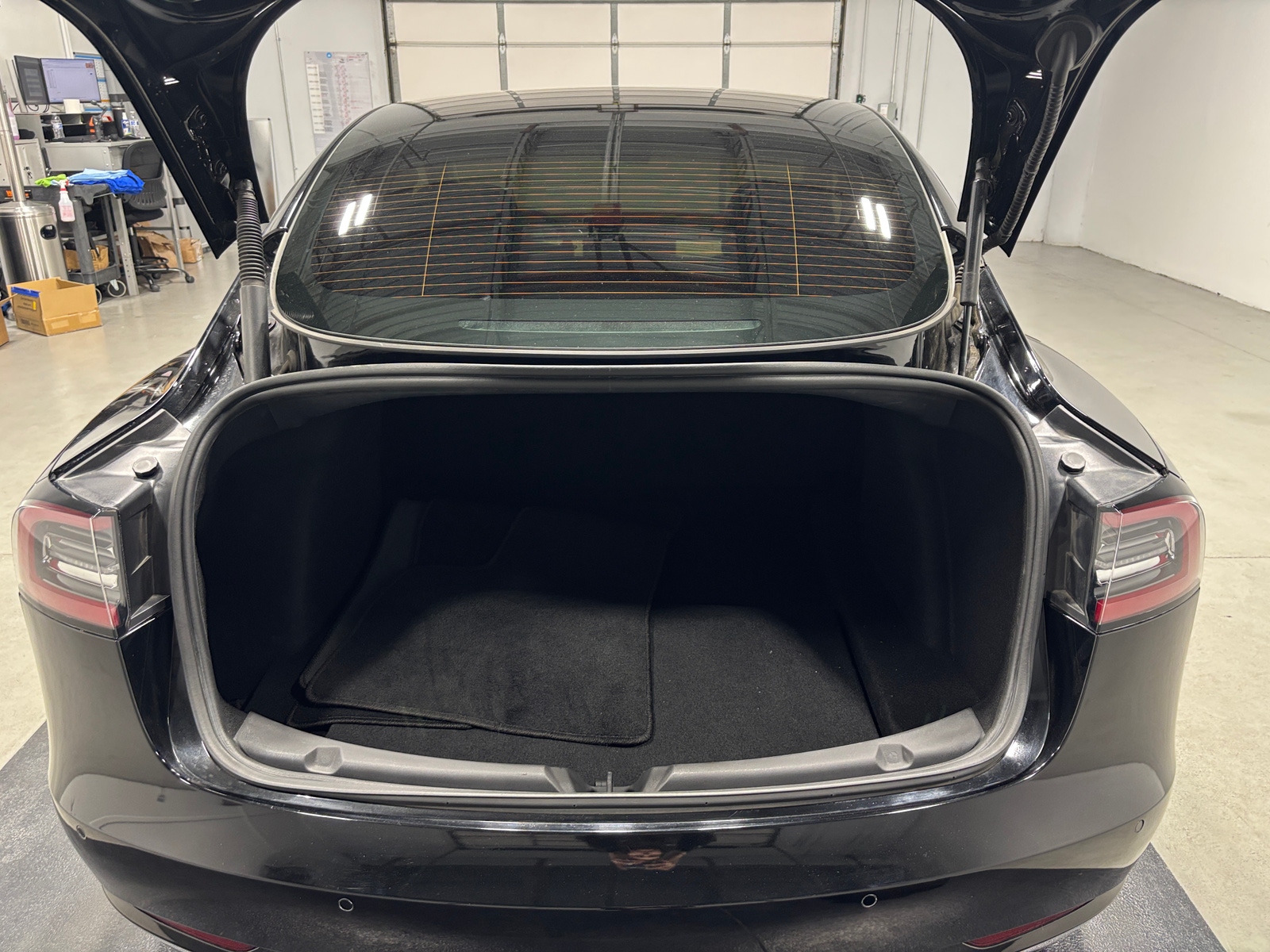 Thumbnail: 2022 Tesla Model 3 - 6