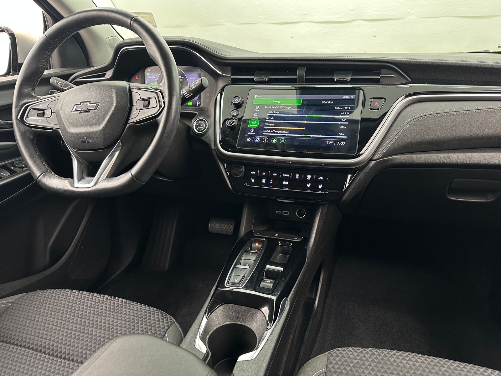 Thumbnail: 2022 Chevrolet Bolt EUV - 3