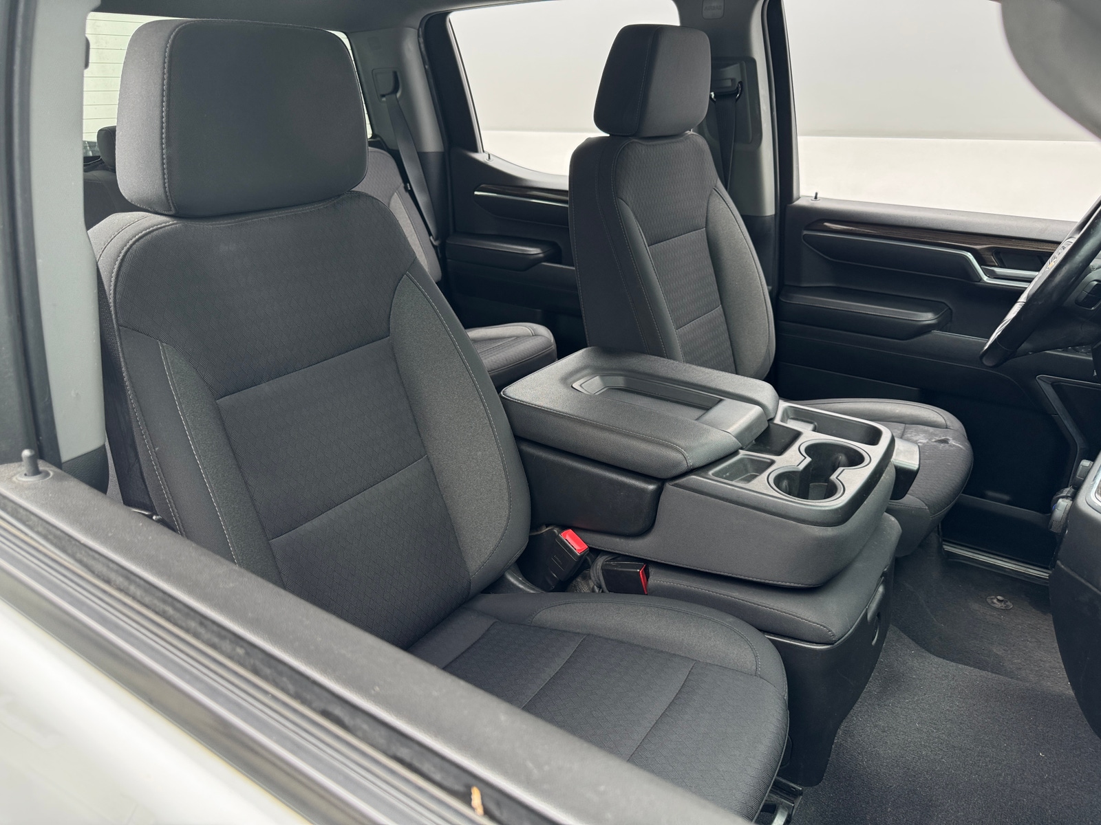 Thumbnail: 2022 Chevrolet Silverado 1500 - 2