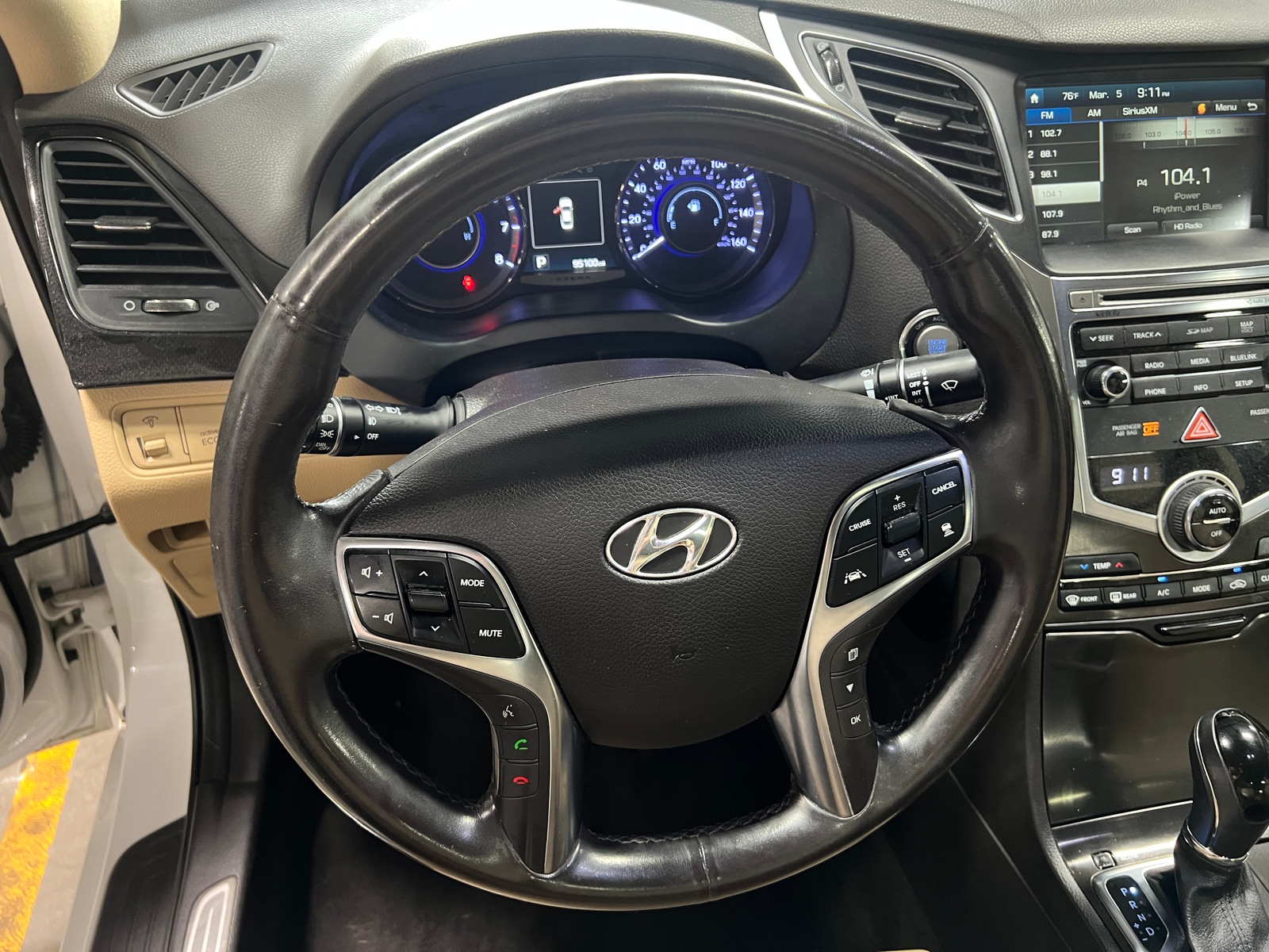 Thumbnail: 2016 Hyundai Azera - 4