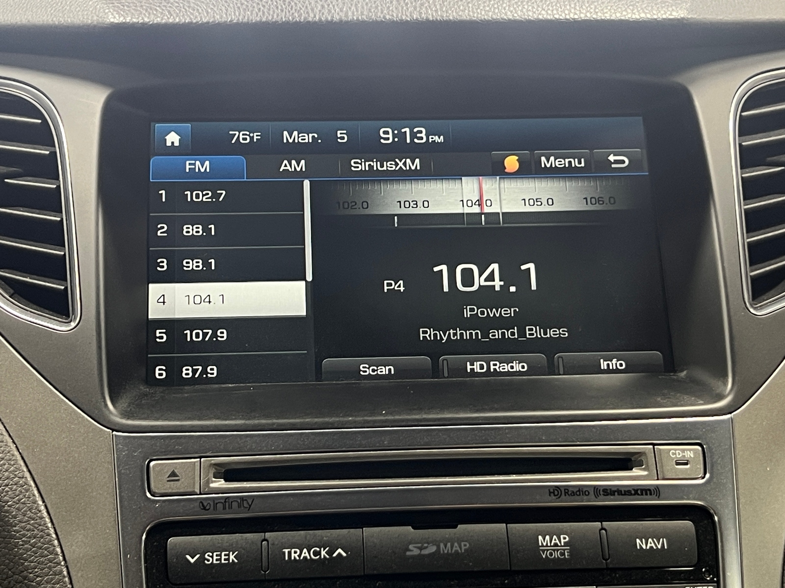 Thumbnail: 2016 Hyundai Azera - 3