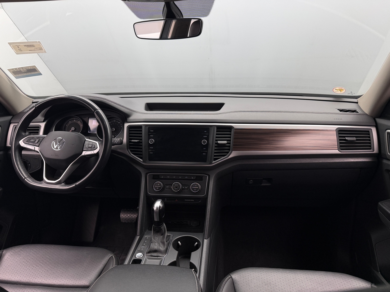 Thumbnail: 2021 Volkswagen Atlas - 2