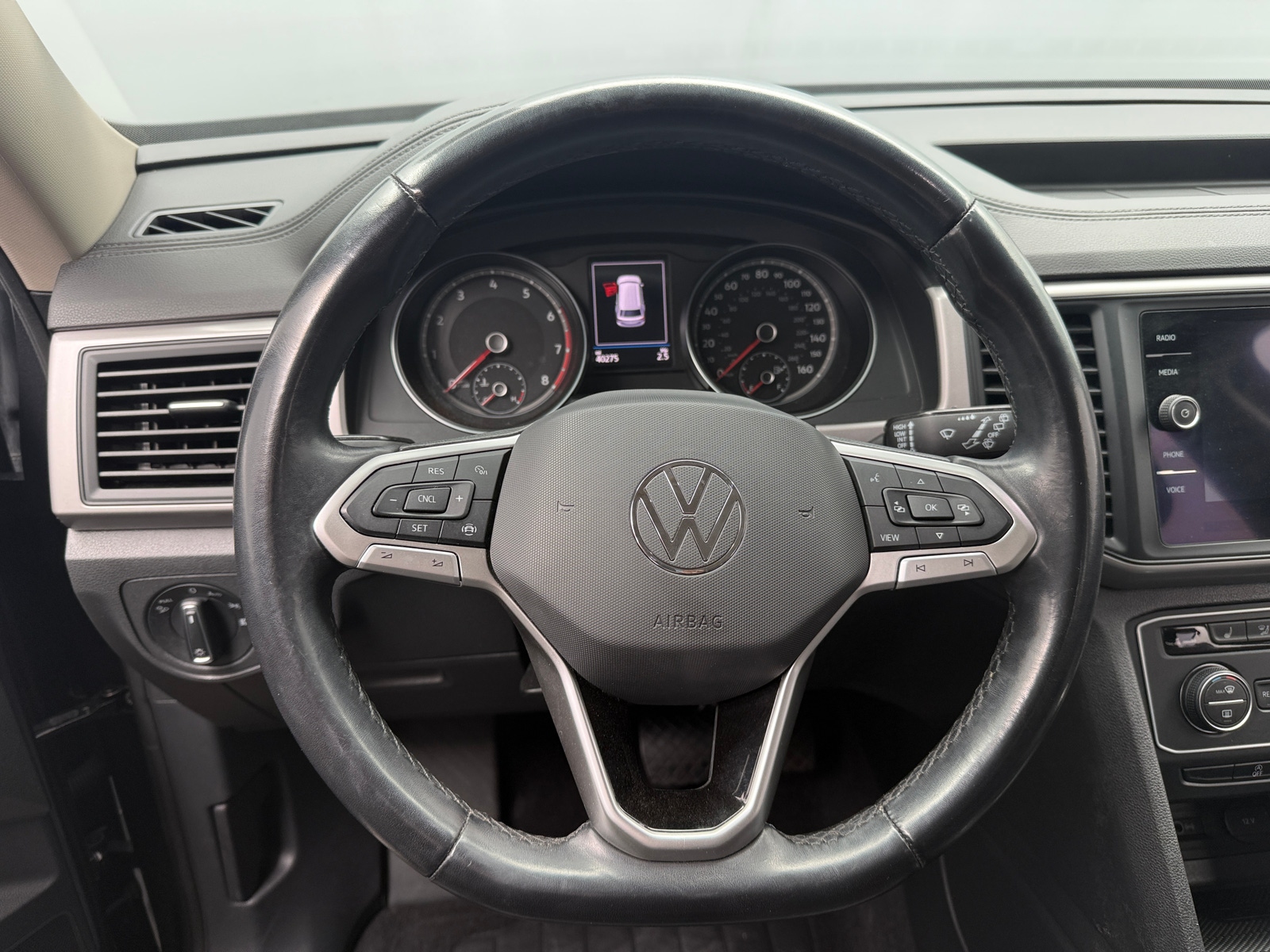 Thumbnail: 2021 Volkswagen Atlas - 4