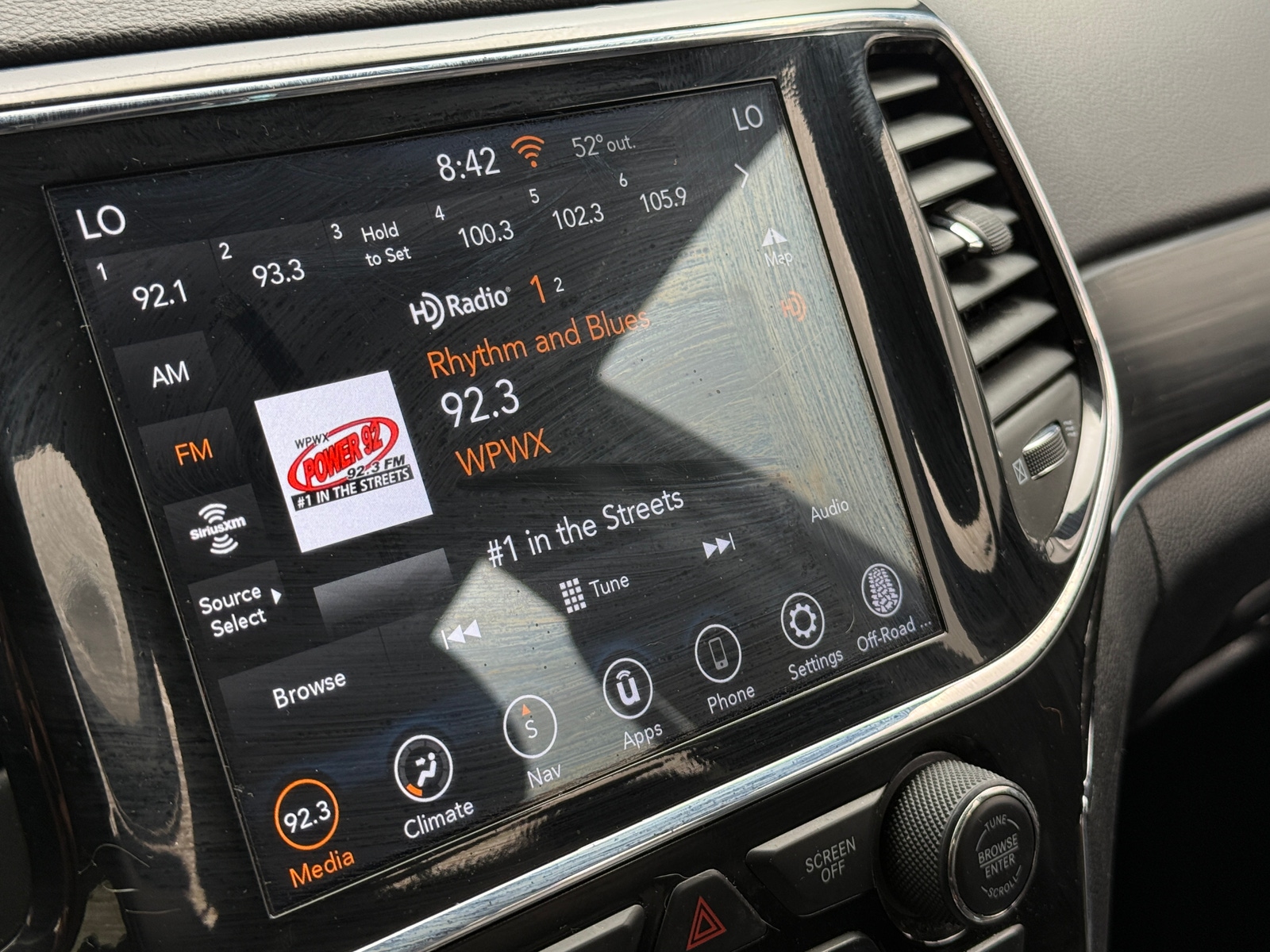 Thumbnail: 2021 Jeep Grand Cherokee - 3