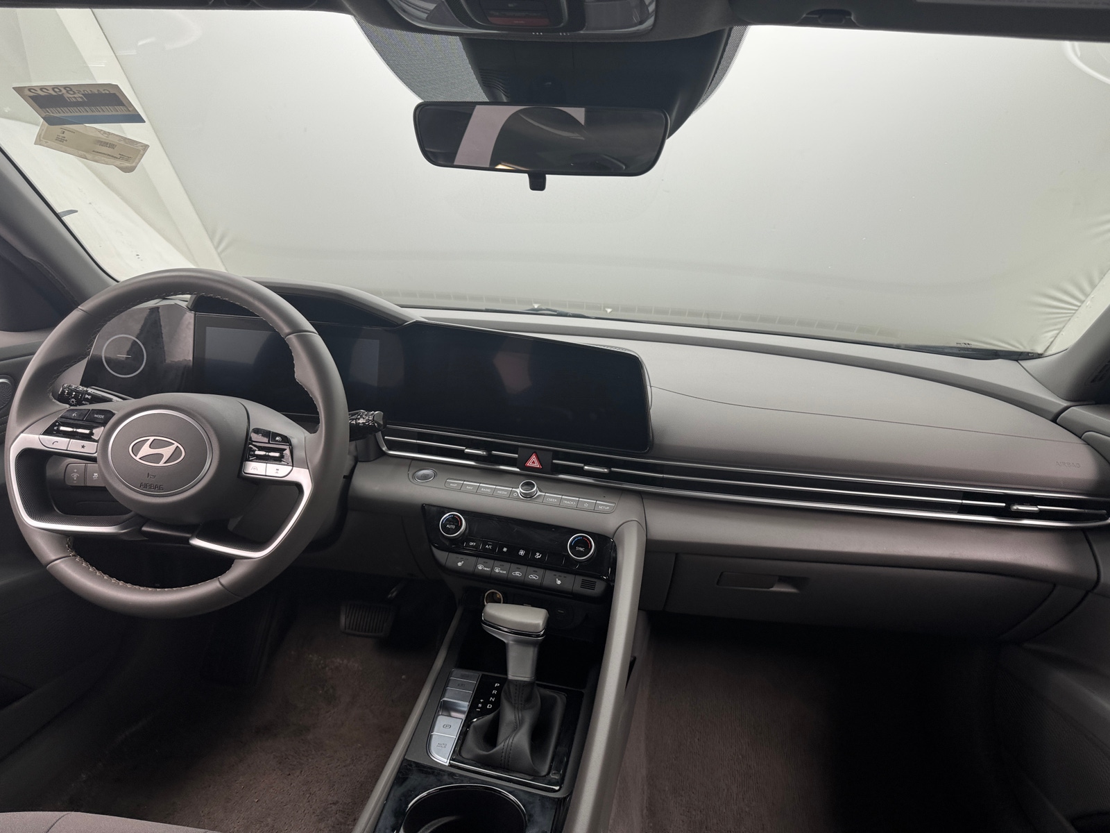 Thumbnail: 2025 Hyundai Elantra - 3