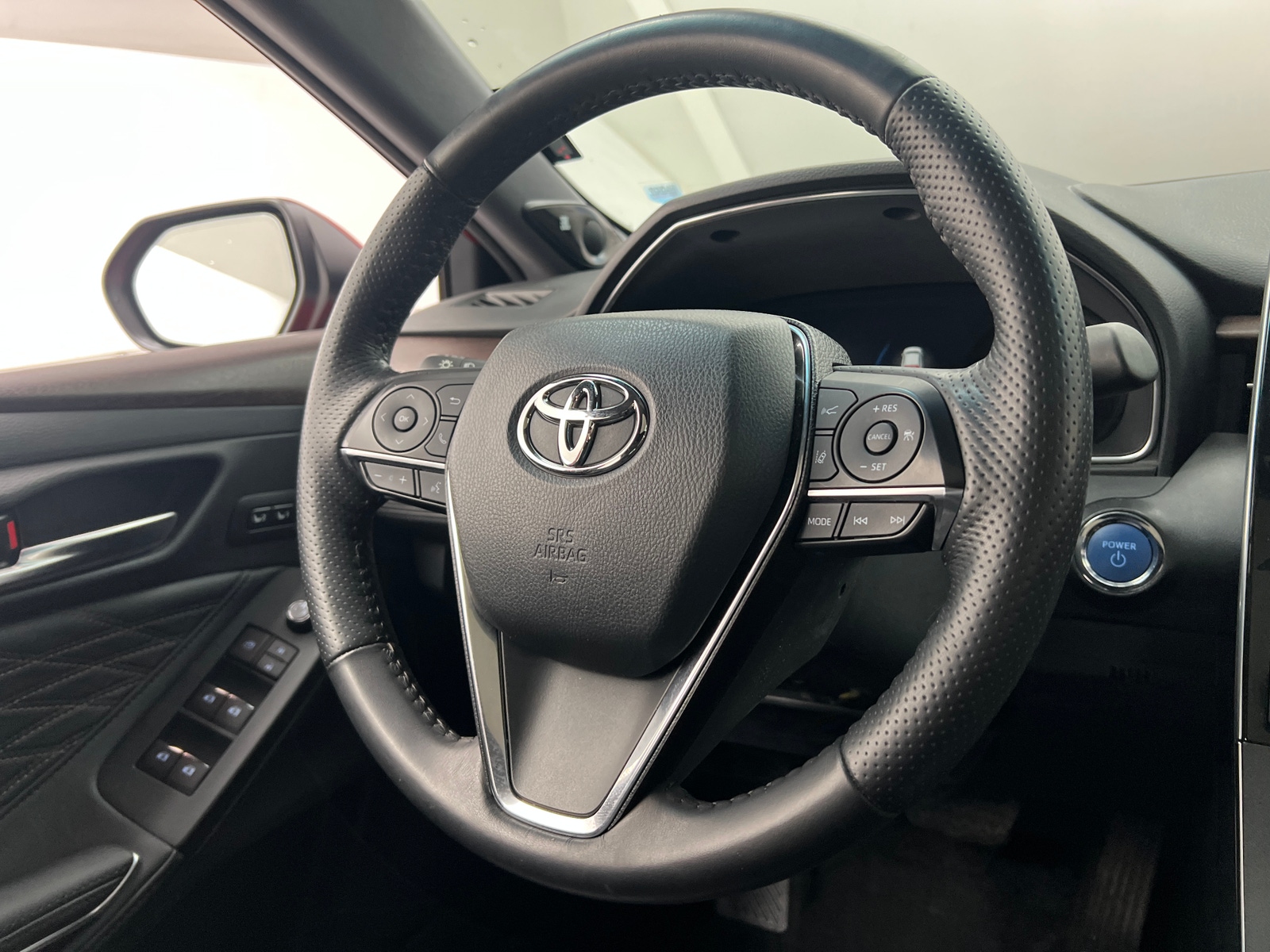 Thumbnail: 2021 Toyota Avalon - 4