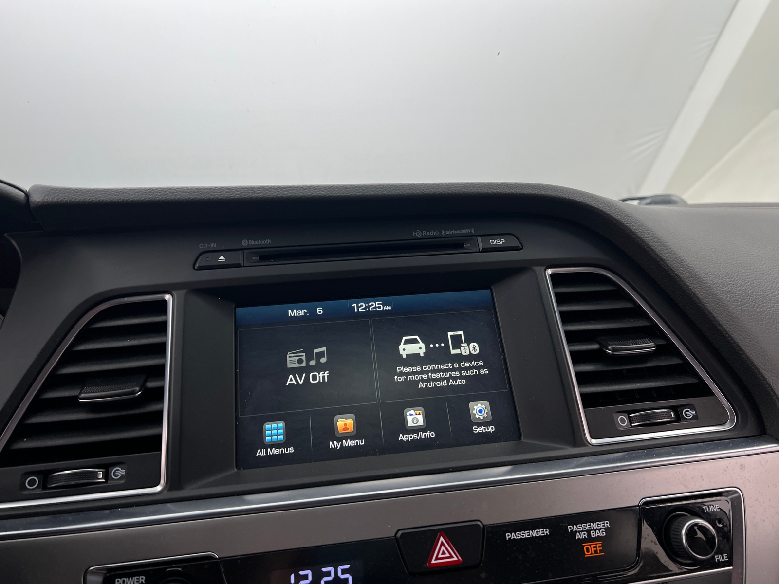 Thumbnail: 2016 Hyundai Sonata - 4