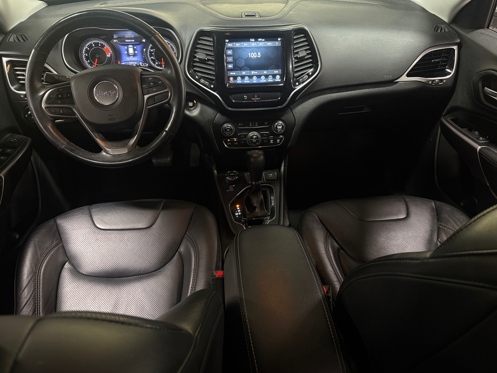 Thumbnail: 2019 Jeep Cherokee - 2