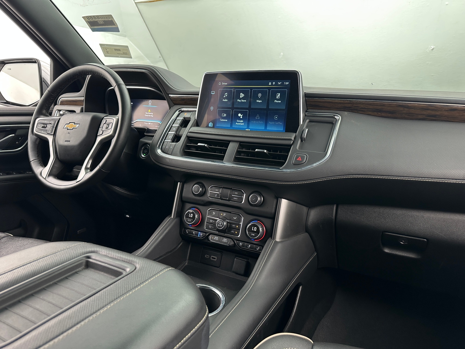 Thumbnail: 2024 Chevrolet Suburban - 2