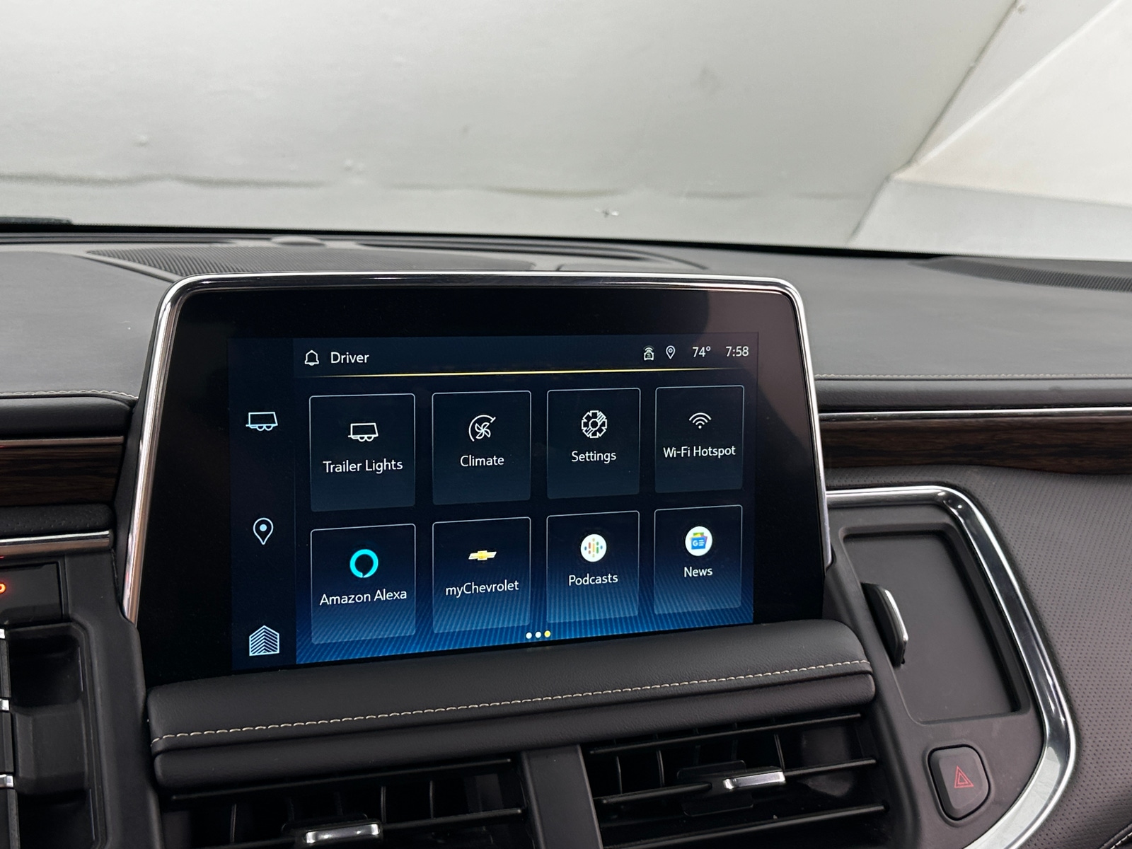 Thumbnail: 2024 Chevrolet Suburban - 3