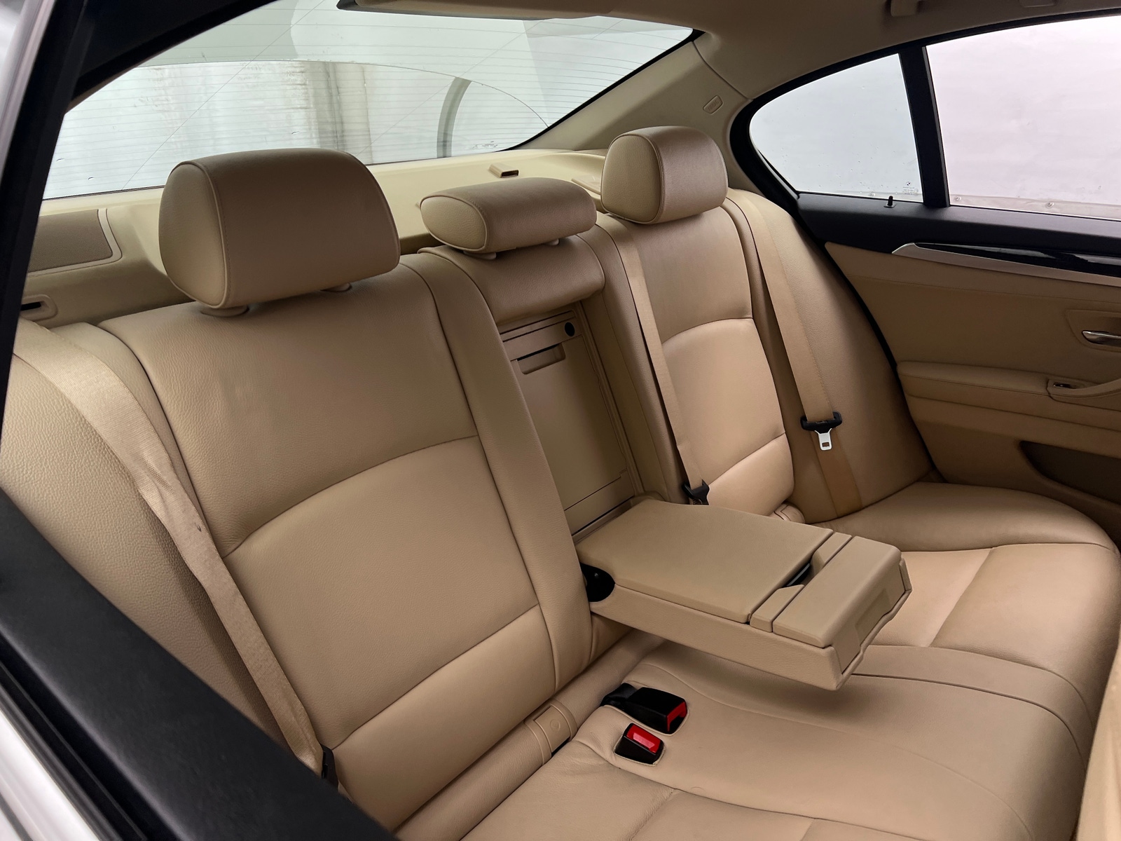 Thumbnail: 2015 BMW 5 Series - 5