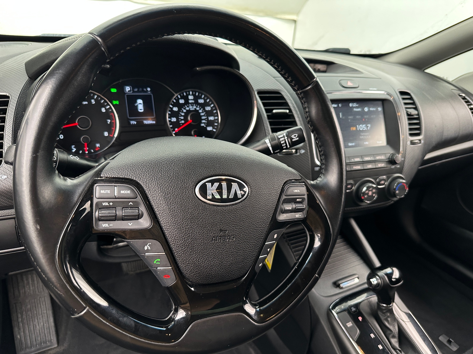 Thumbnail: 2017 Kia Forte - 5