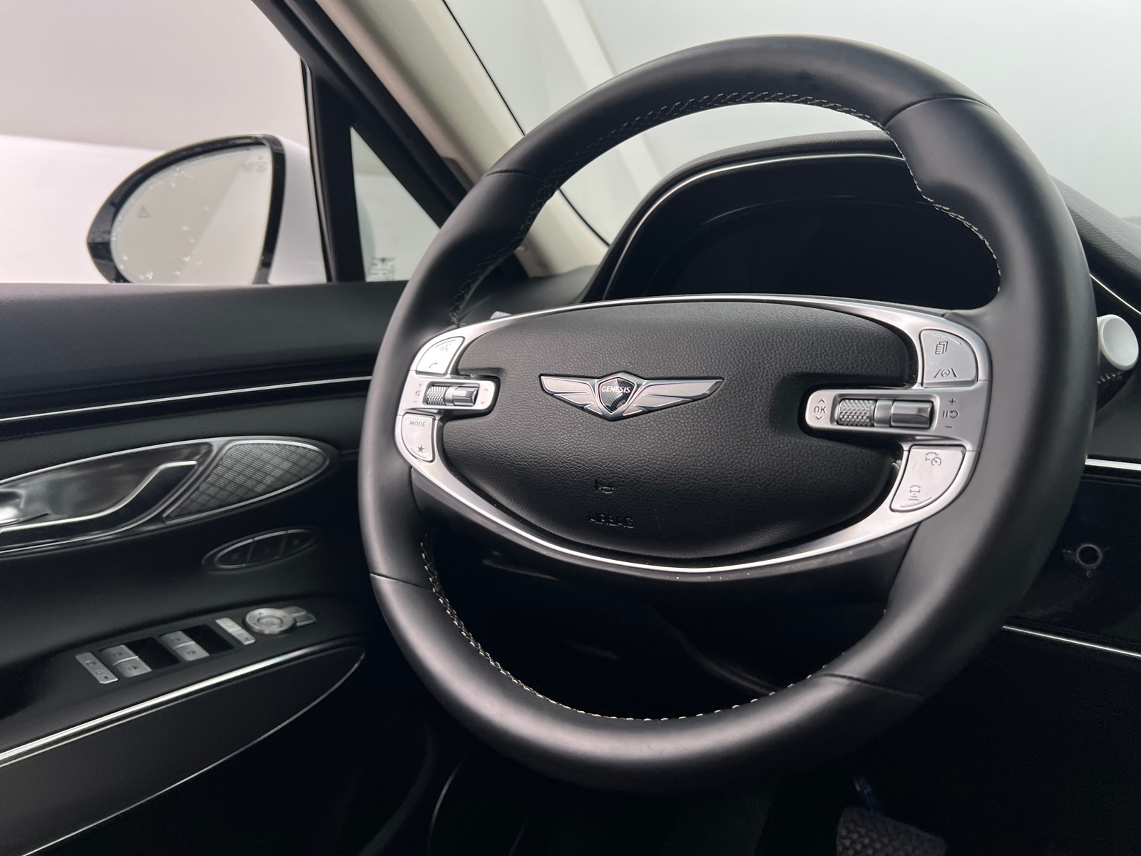 Thumbnail: 2024 Genesis GV70 - 4