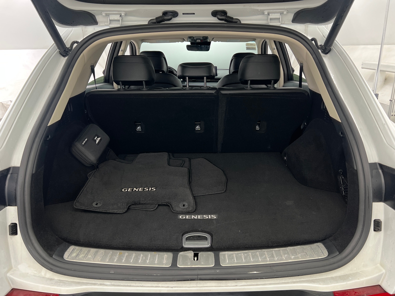 Thumbnail: 2024 Genesis GV70 - 6