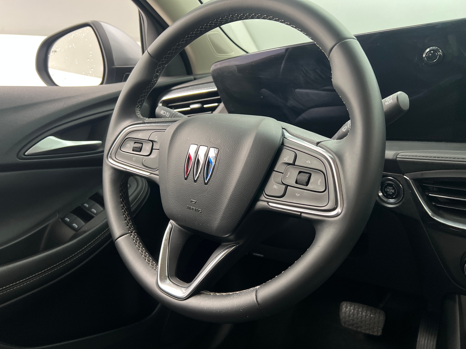 Thumbnail: 2025 Buick Encore GX - 4