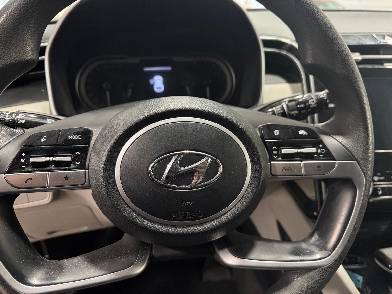 Thumbnail: 2022 Hyundai Tucson - 5