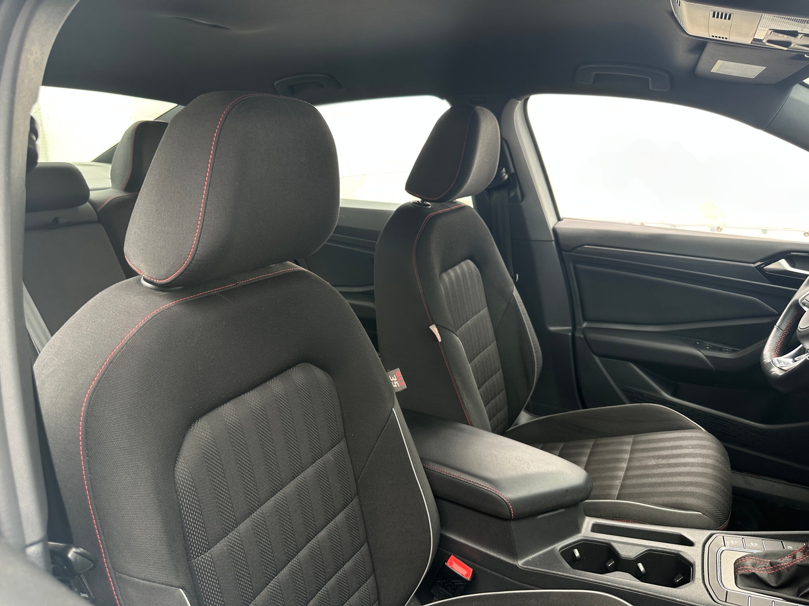 Thumbnail: 2019 Volkswagen Jetta - 2