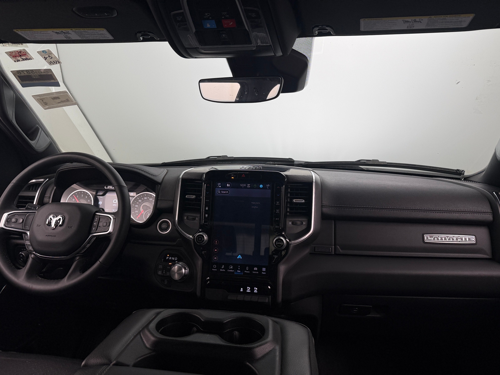 Thumbnail: 2025 RAM 1500 - 2