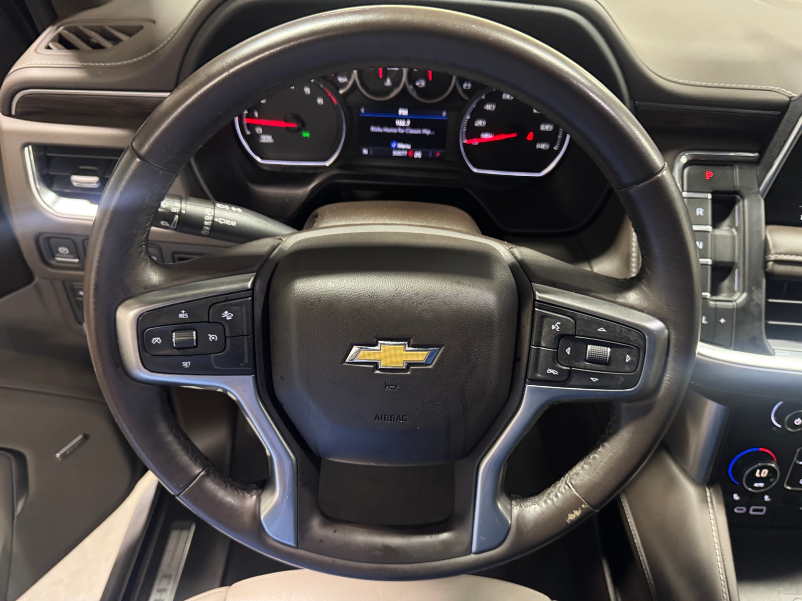 Thumbnail: 2021 Chevrolet Tahoe - 4