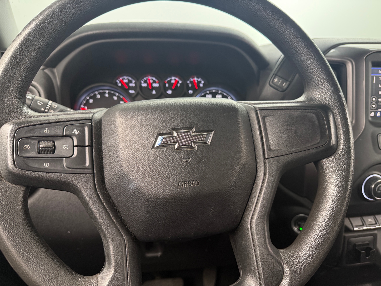 Thumbnail: 2023 Chevrolet Silverado 1500 - 5