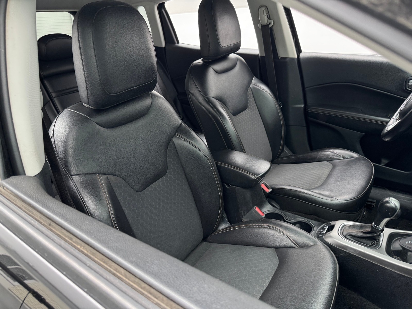 Thumbnail: 2018 Jeep Compass - 2