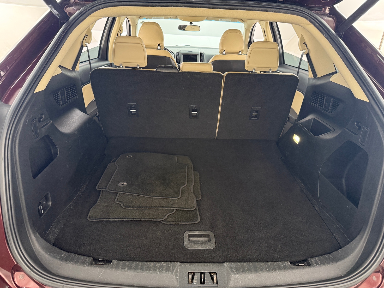 Thumbnail: 2017 Ford Edge - 6