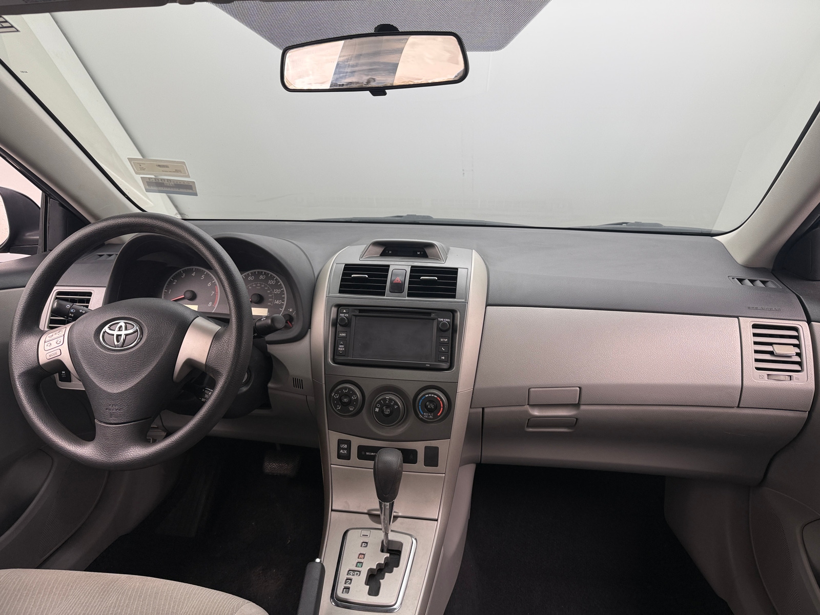 Thumbnail: 2013 Toyota Corolla - 3