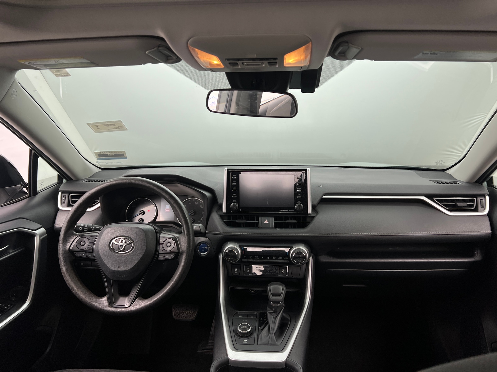 Thumbnail: 2019 Toyota RAV4 - 3