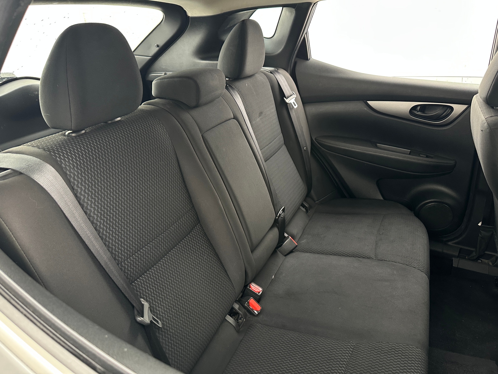 Thumbnail: 2018 Nissan Rogue Sport - 6