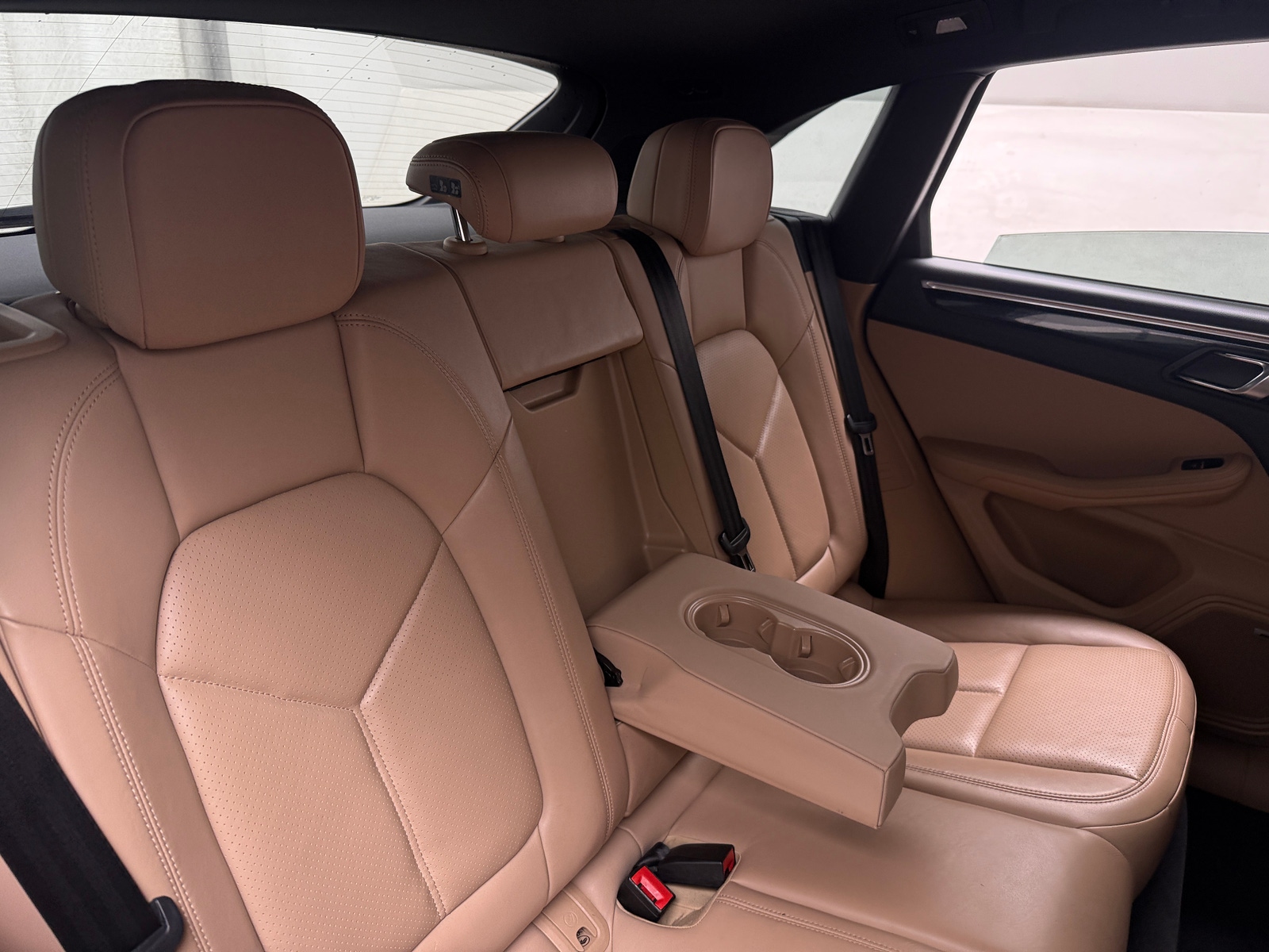 Thumbnail: 2019 Porsche Macan - 5