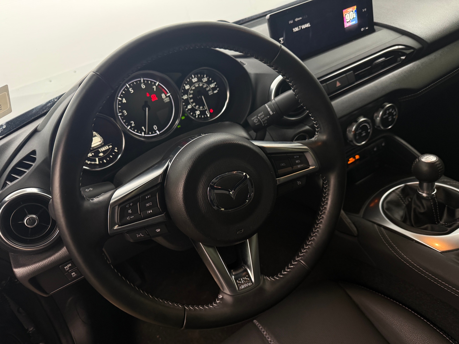 Thumbnail: 2024 Mazda MX-5 Miata - 3