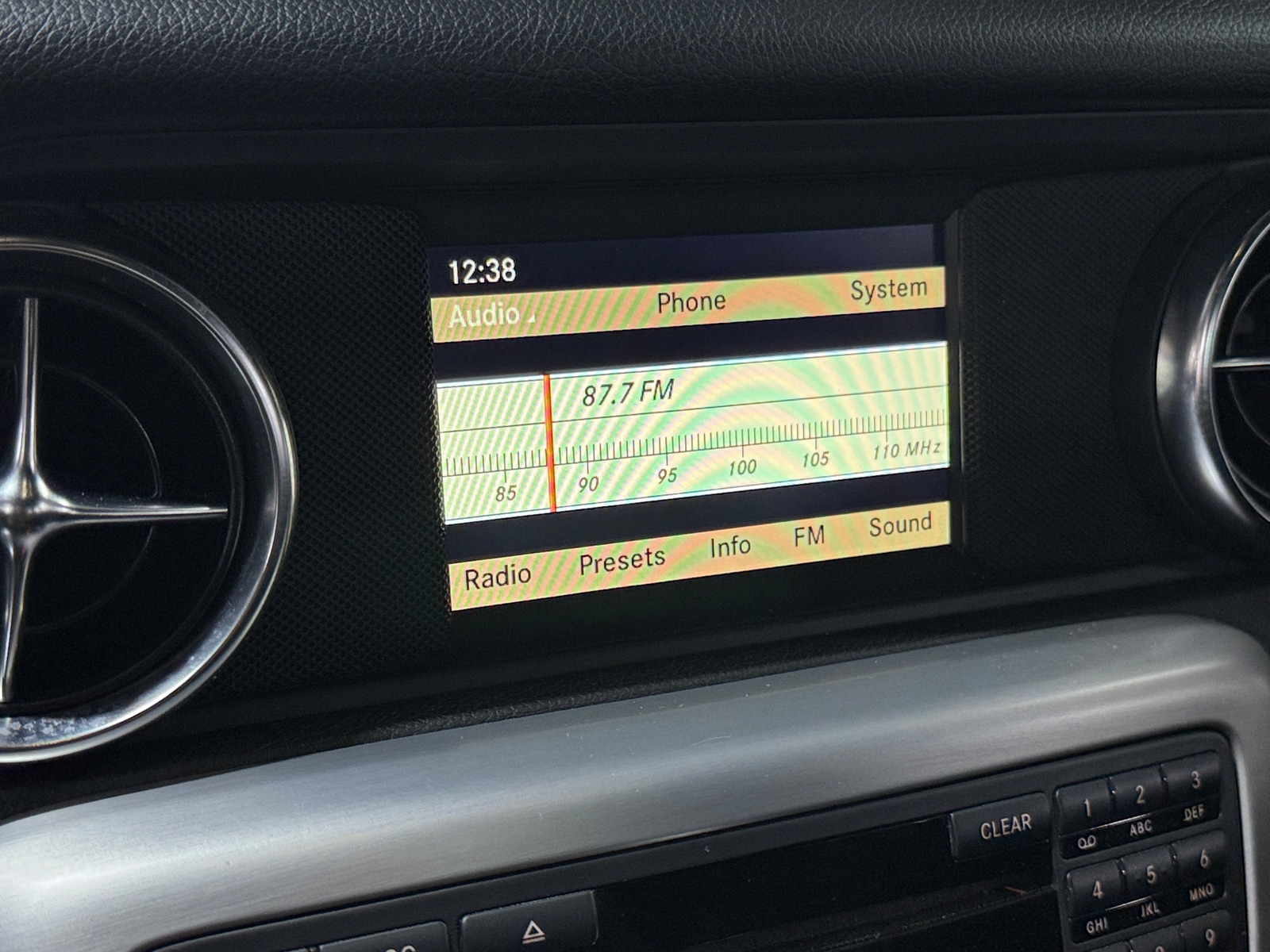 Thumbnail: 2012 Mercedes-Benz SLK - 4