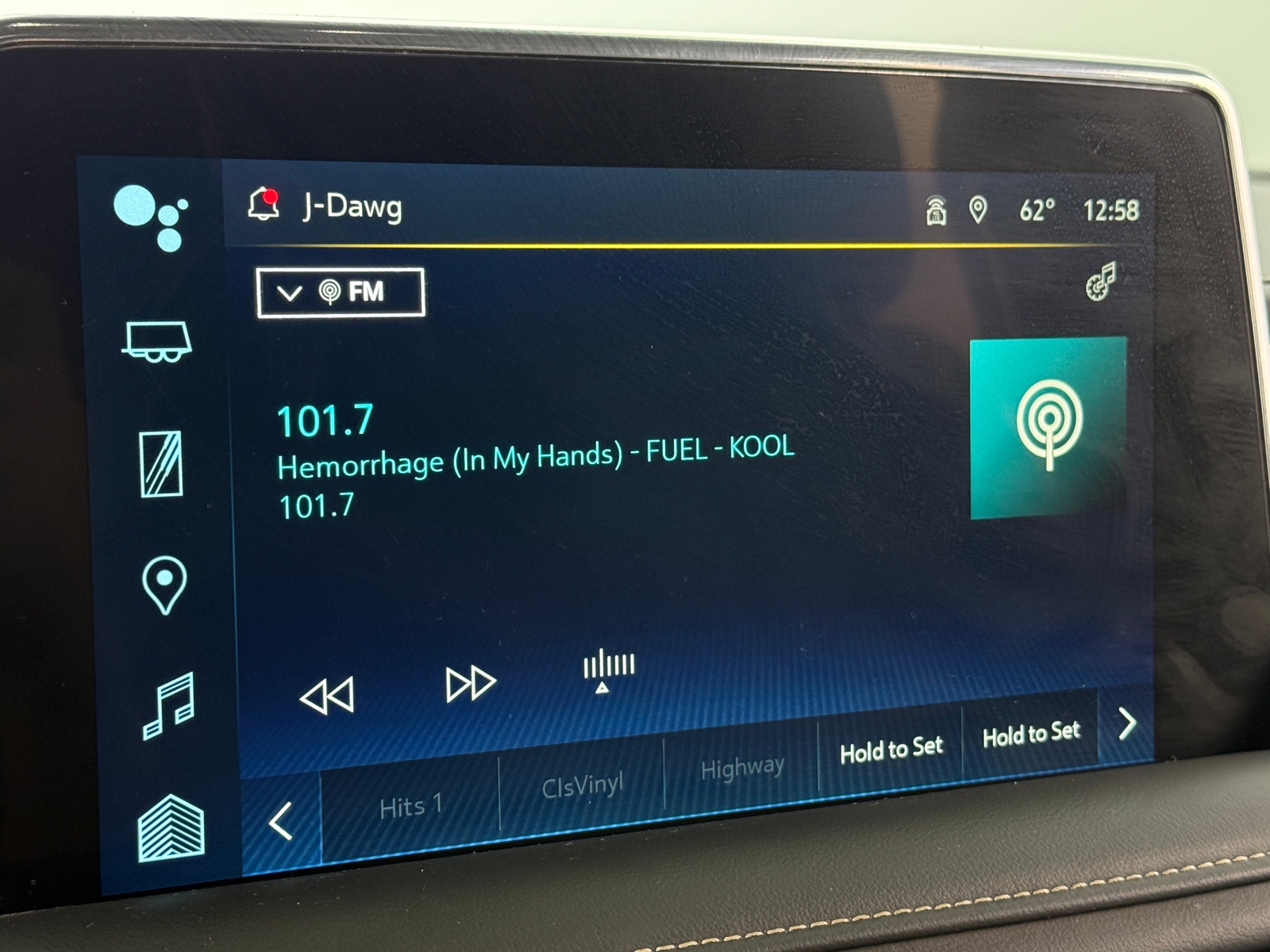 Thumbnail: 2023 Chevrolet Suburban - 3