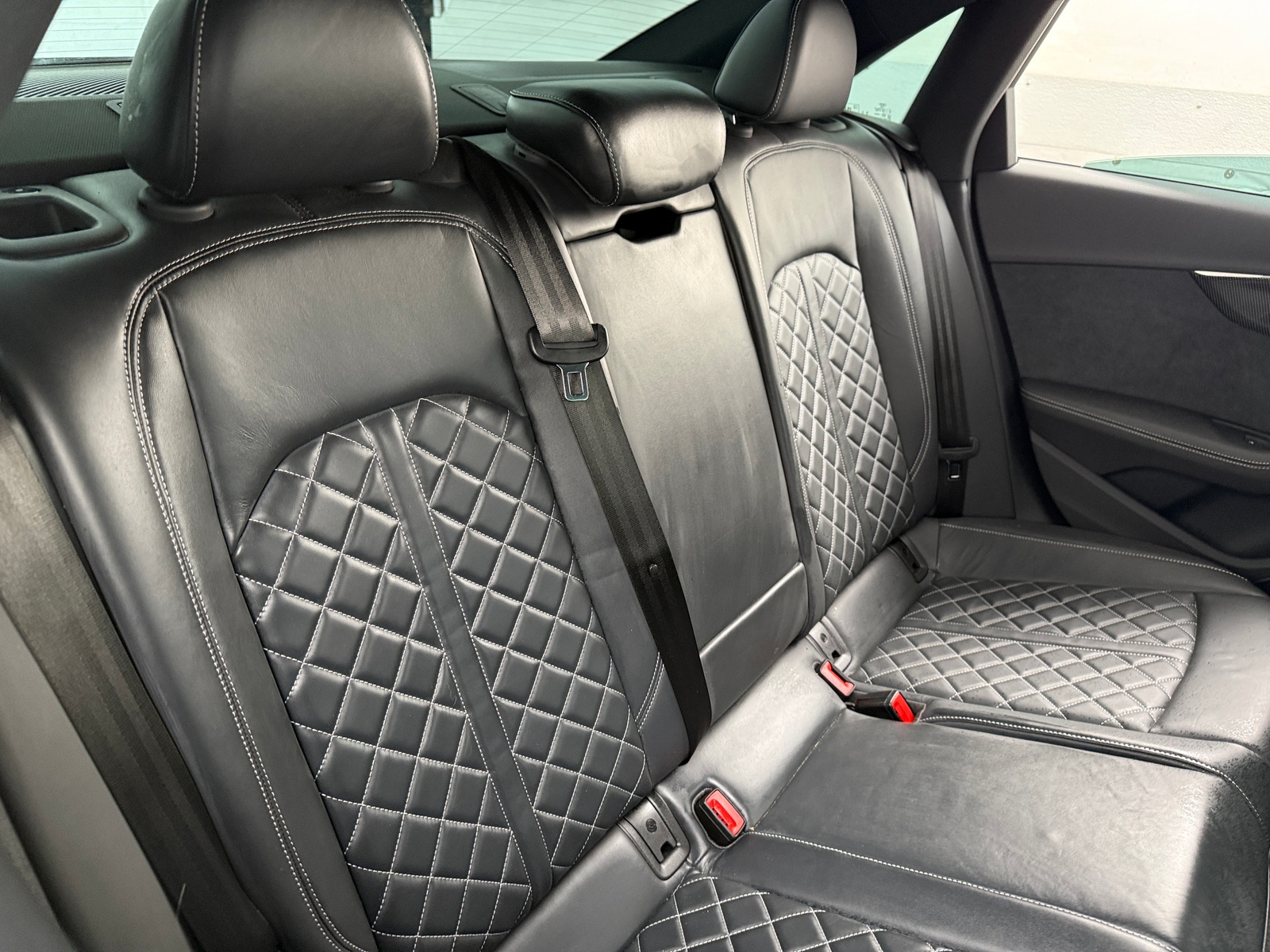 Thumbnail: 2023 Audi S4 - 5