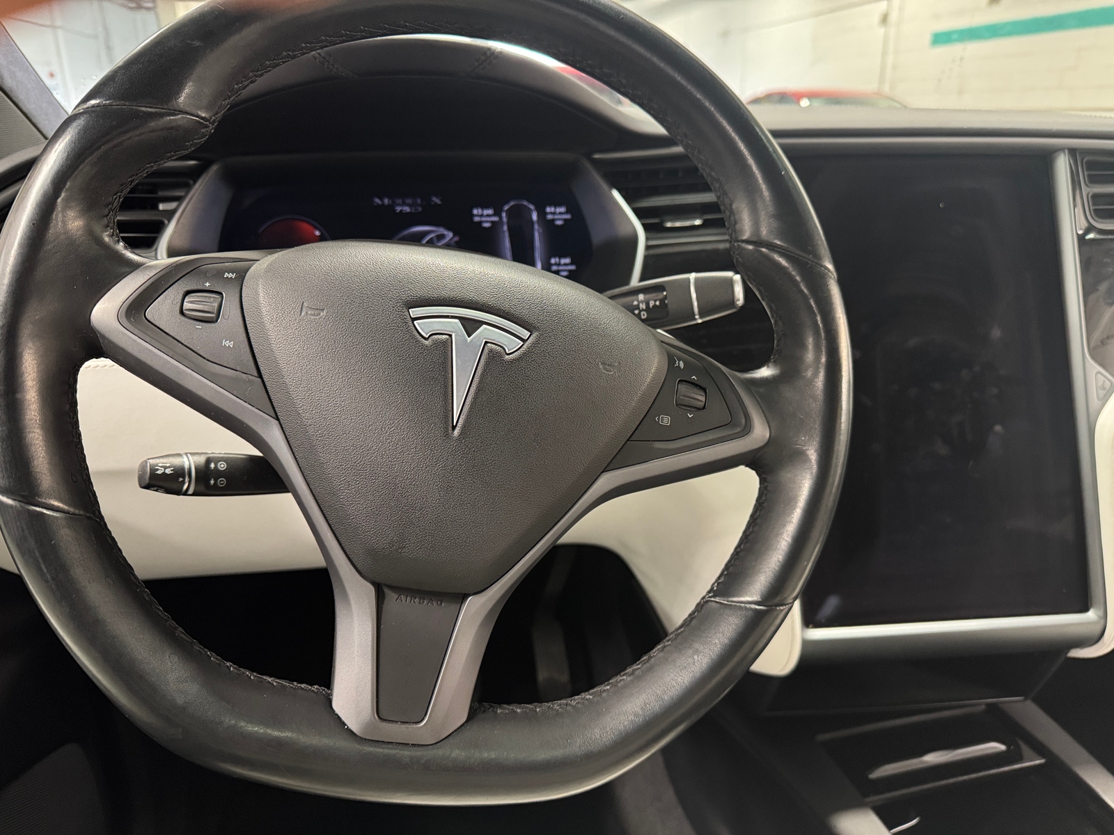 Thumbnail: 2018 Tesla Model X - 4
