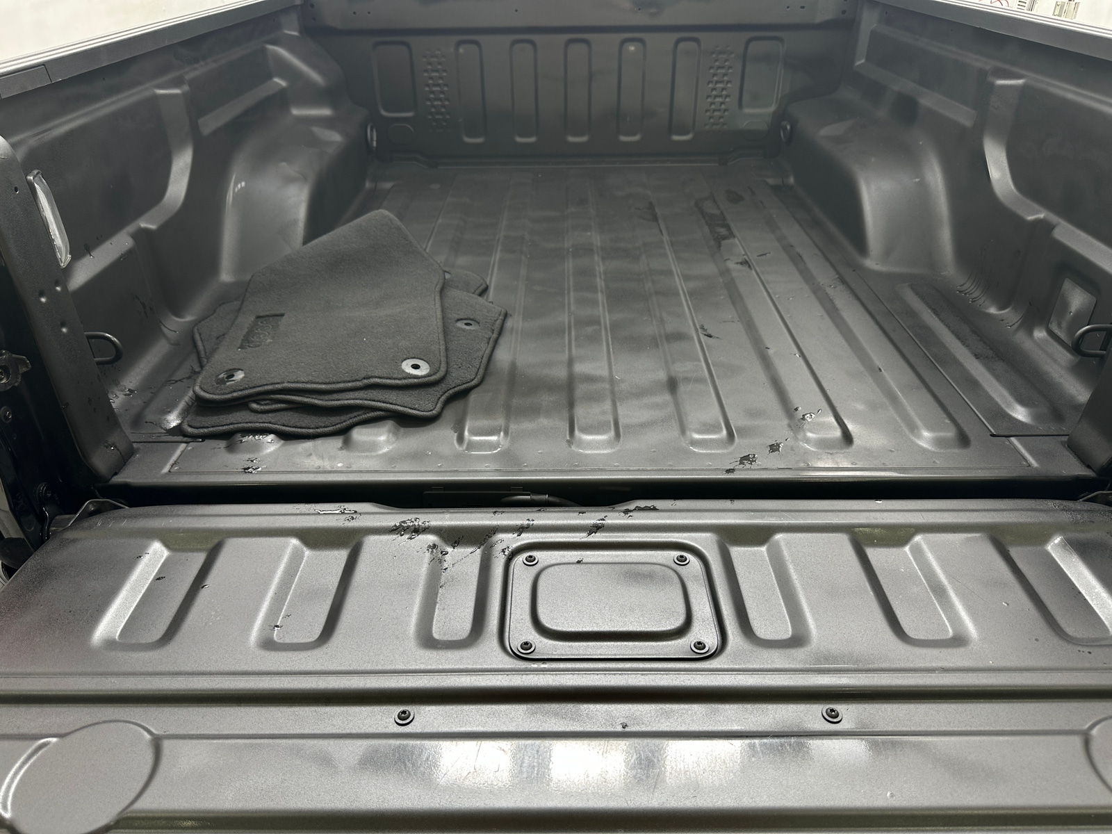 Thumbnail: 2024 Jeep Gladiator - 7