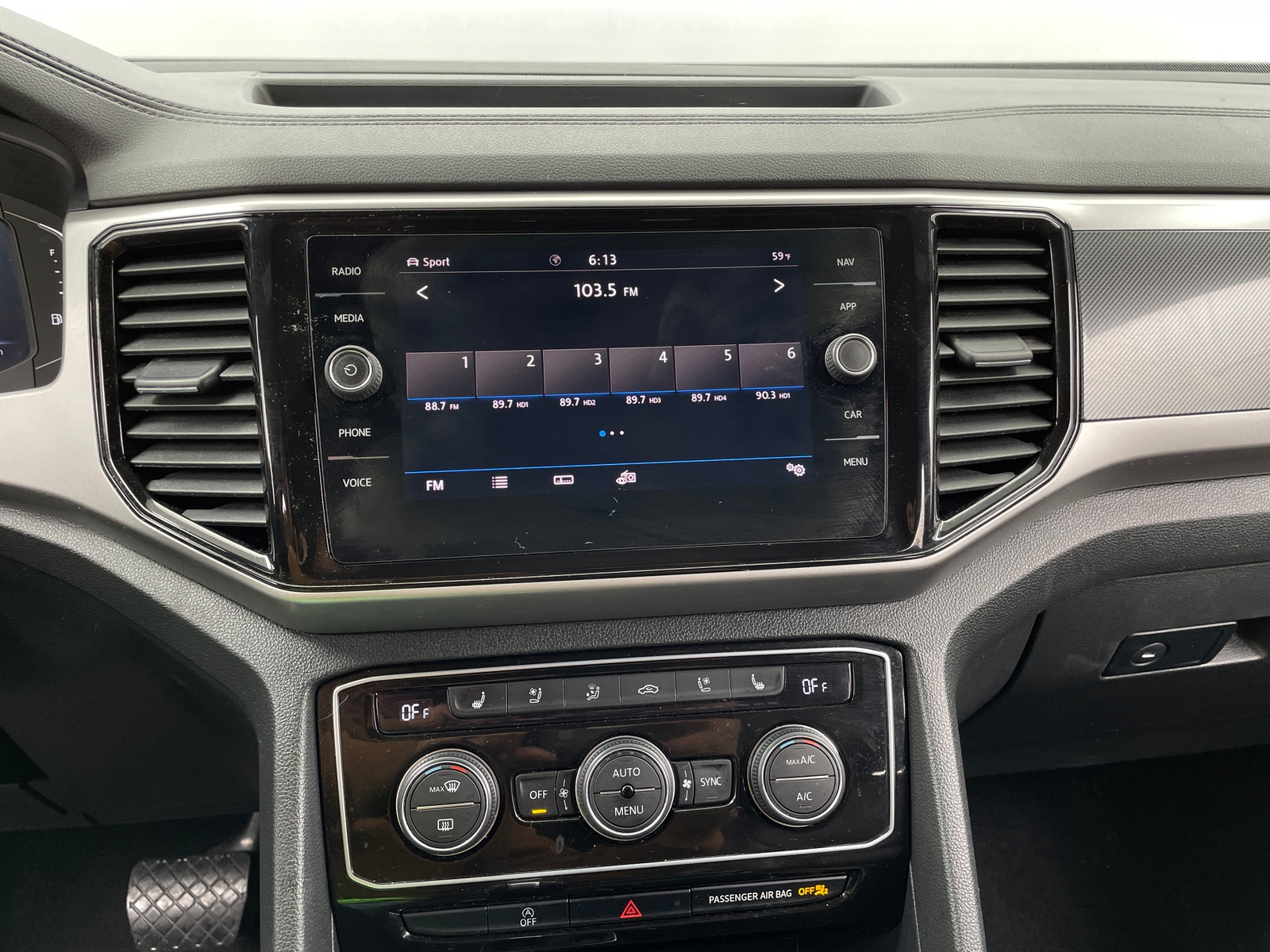 Thumbnail: 2020 Volkswagen Atlas - 3